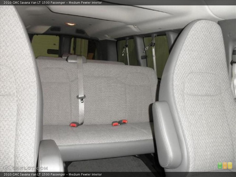 Medium Pewter Interior Photo for the 2010 GMC Savana Van LT 1500 Passenger #45434090