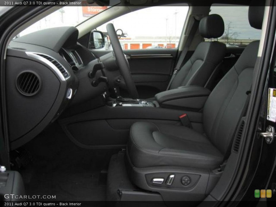 Black Interior Photo for the 2011 Audi Q7 3.0 TDI quattro #45435318