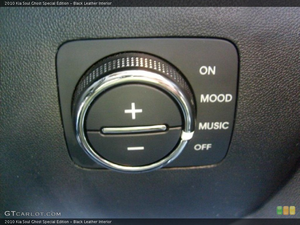 Black Leather Interior Controls for the 2010 Kia Soul Ghost Special Edition #45435378
