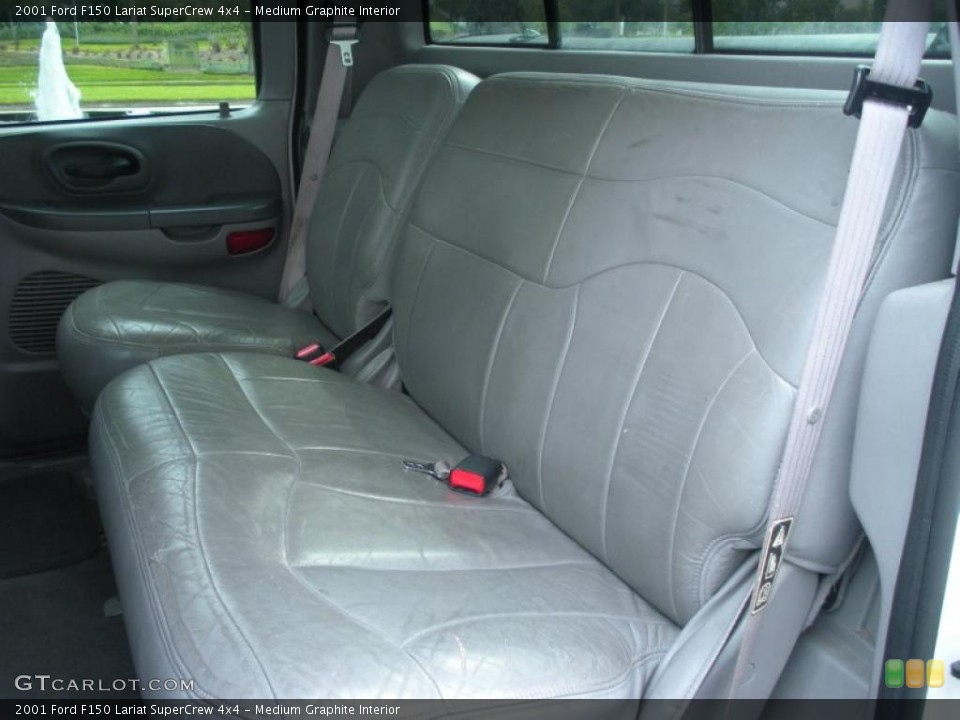 Medium Graphite Interior Photo for the 2001 Ford F150 Lariat SuperCrew 4x4 #45435634