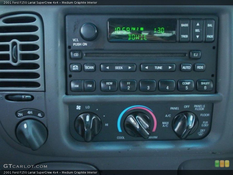 Medium Graphite Interior Controls for the 2001 Ford F150 Lariat SuperCrew 4x4 #45435738