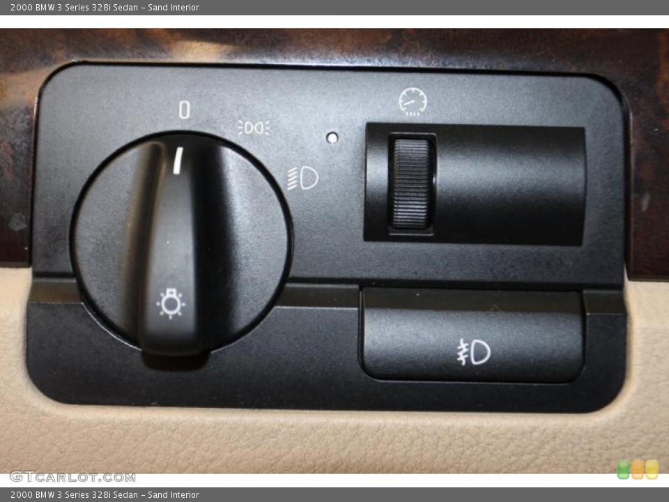 Sand Interior Controls for the 2000 BMW 3 Series 328i Sedan #45436109