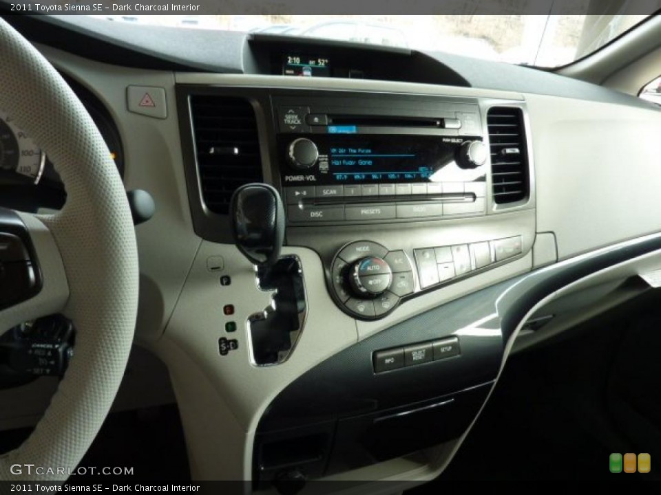 Dark Charcoal Interior Controls for the 2011 Toyota Sienna SE #45439464