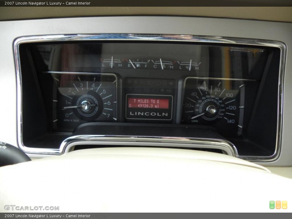 Camel Interior Gauges for the 2007 Lincoln Navigator L Luxury #45439533