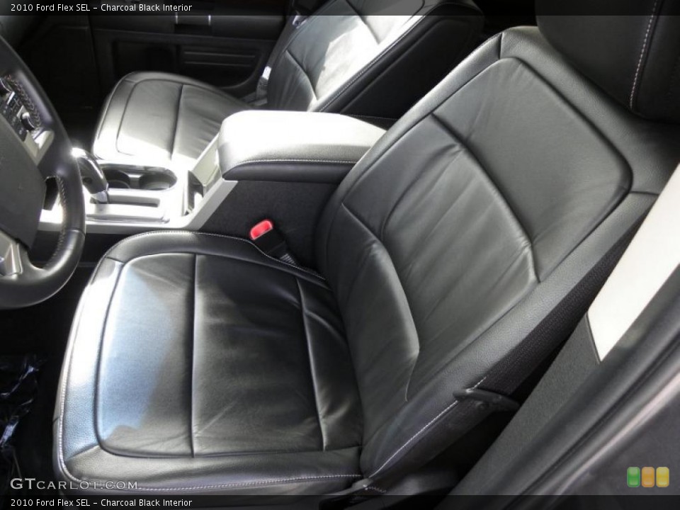 Charcoal Black Interior Photo for the 2010 Ford Flex SEL #45439593
