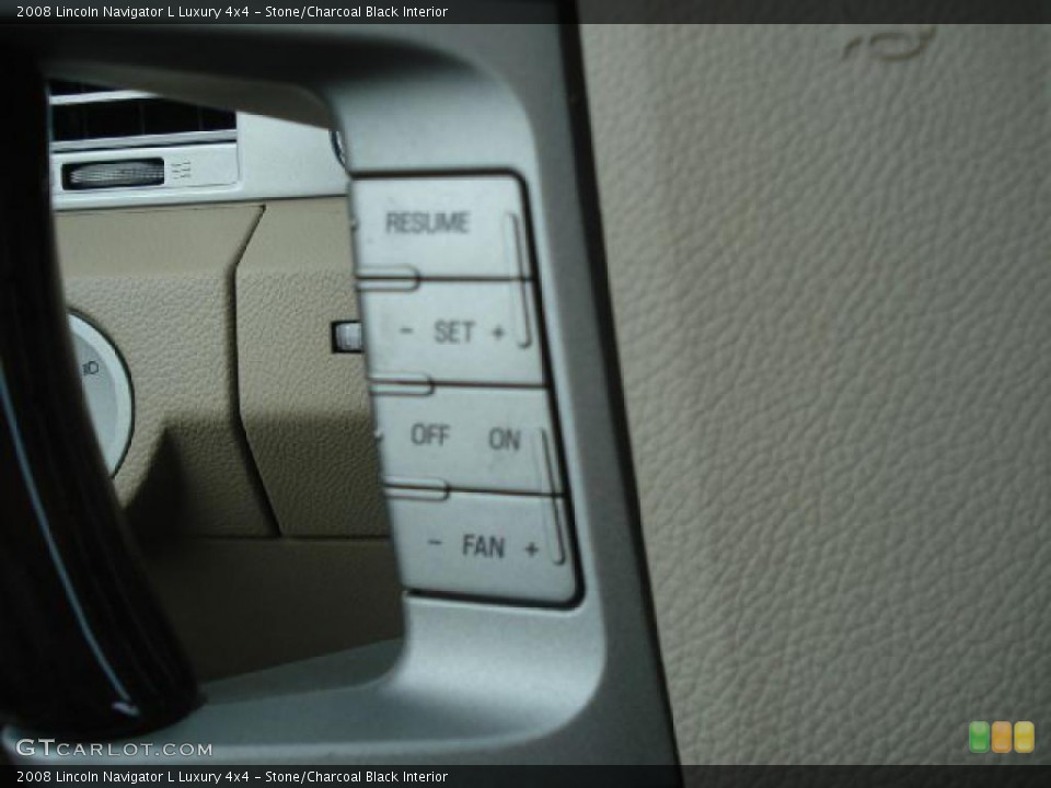 Stone/Charcoal Black Interior Controls for the 2008 Lincoln Navigator L Luxury 4x4 #45441990