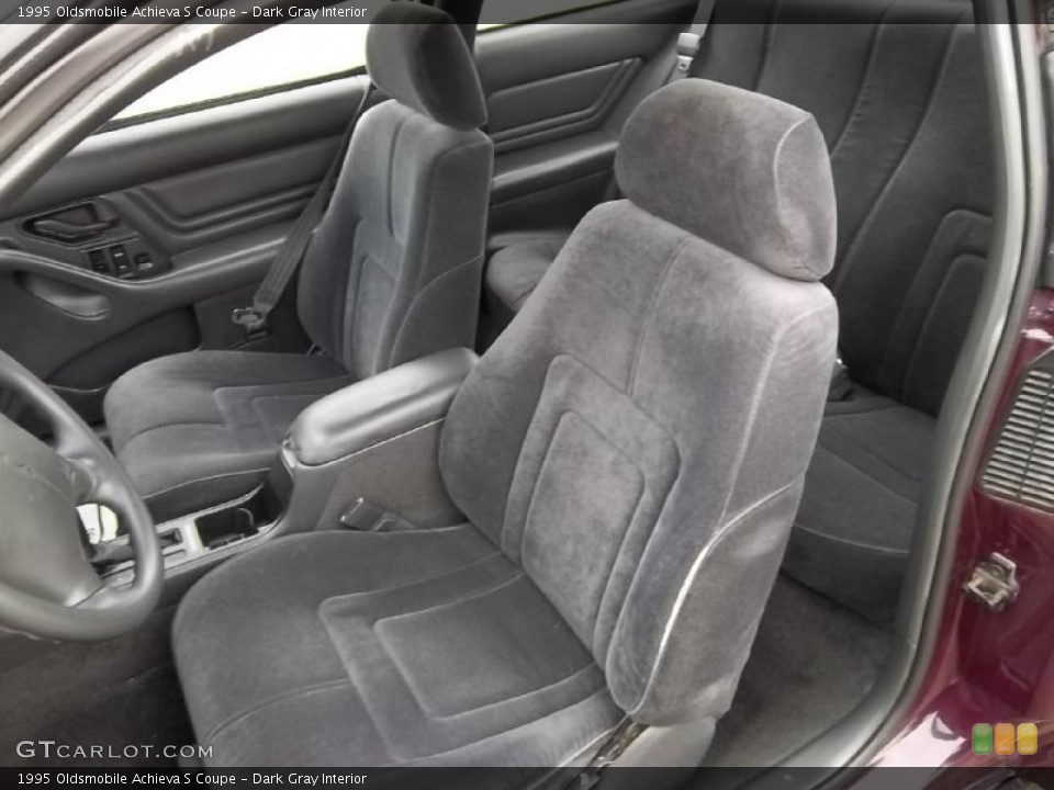 Dark Gray Interior Photo for the 1995 Oldsmobile Achieva S Coupe #45445775