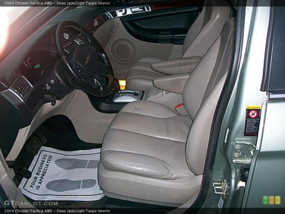 Deep Jade/Light Taupe Interior Photo for the 2004 Chrysler Pacifica AWD #45447106