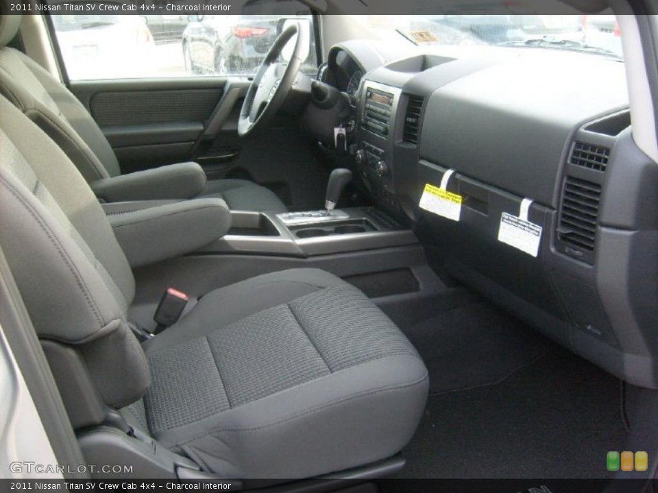 Charcoal Interior Photo for the 2011 Nissan Titan SV Crew Cab 4x4 #45452068