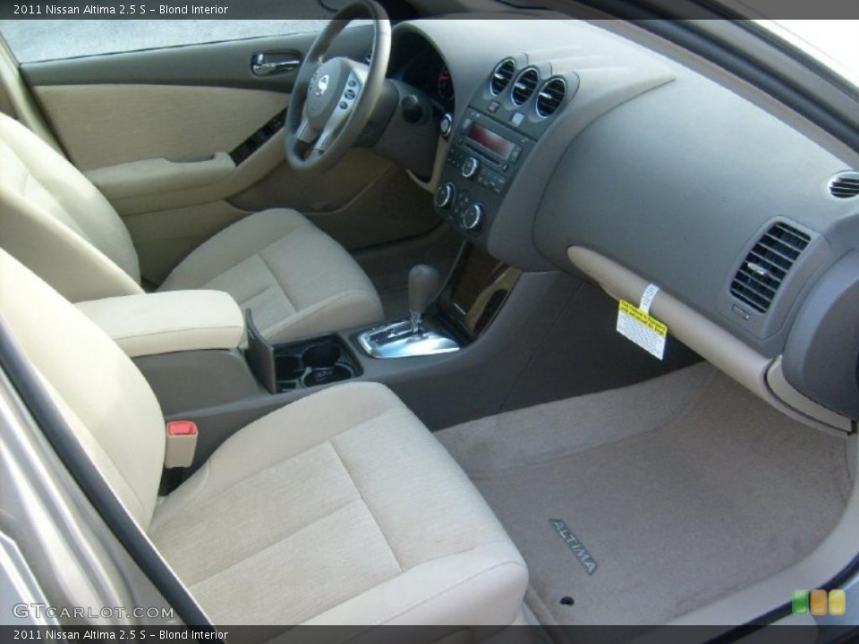 Blond Interior Dashboard for the 2011 Nissan Altima 2.5 S #45454500