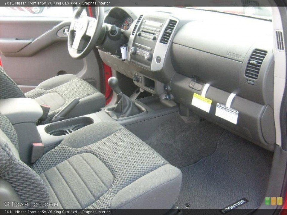 Graphite Interior Photo for the 2011 Nissan Frontier SV V6 King Cab 4x4 #45454808