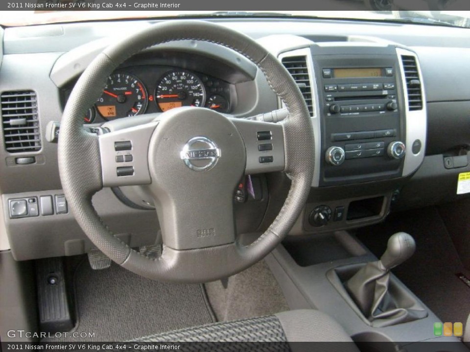 Graphite Interior Photo for the 2011 Nissan Frontier SV V6 King Cab 4x4 #45454950