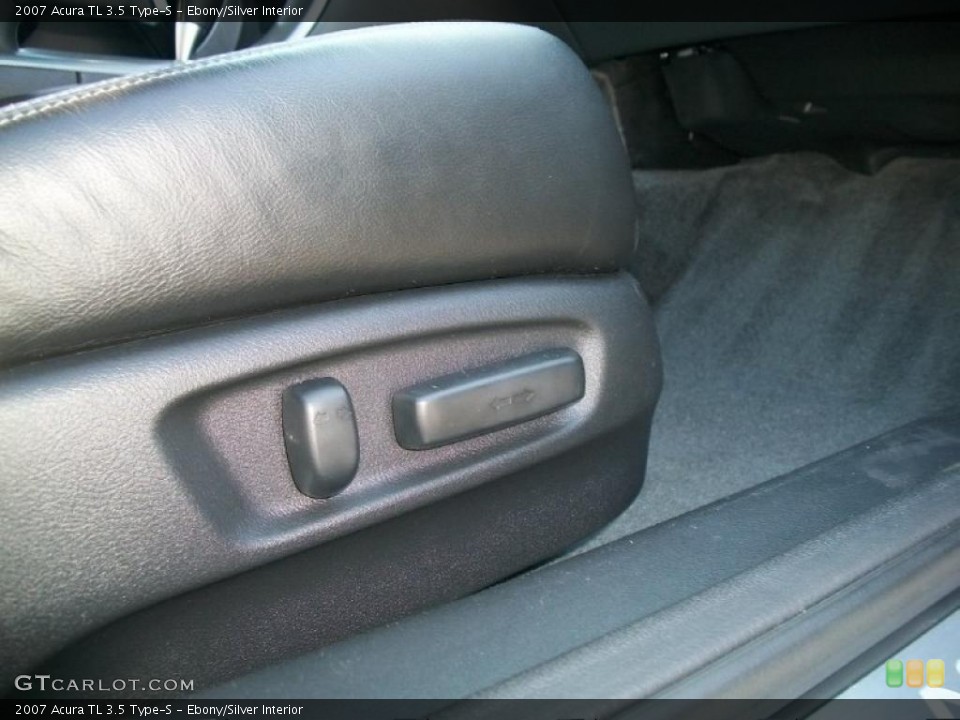 Ebony/Silver Interior Controls for the 2007 Acura TL 3.5 Type-S #45459405