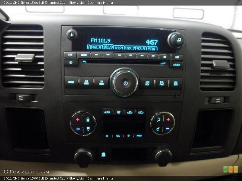 Ebony/Light Cashmere Interior Controls for the 2011 GMC Sierra 1500 SLE Extended Cab #45468114
