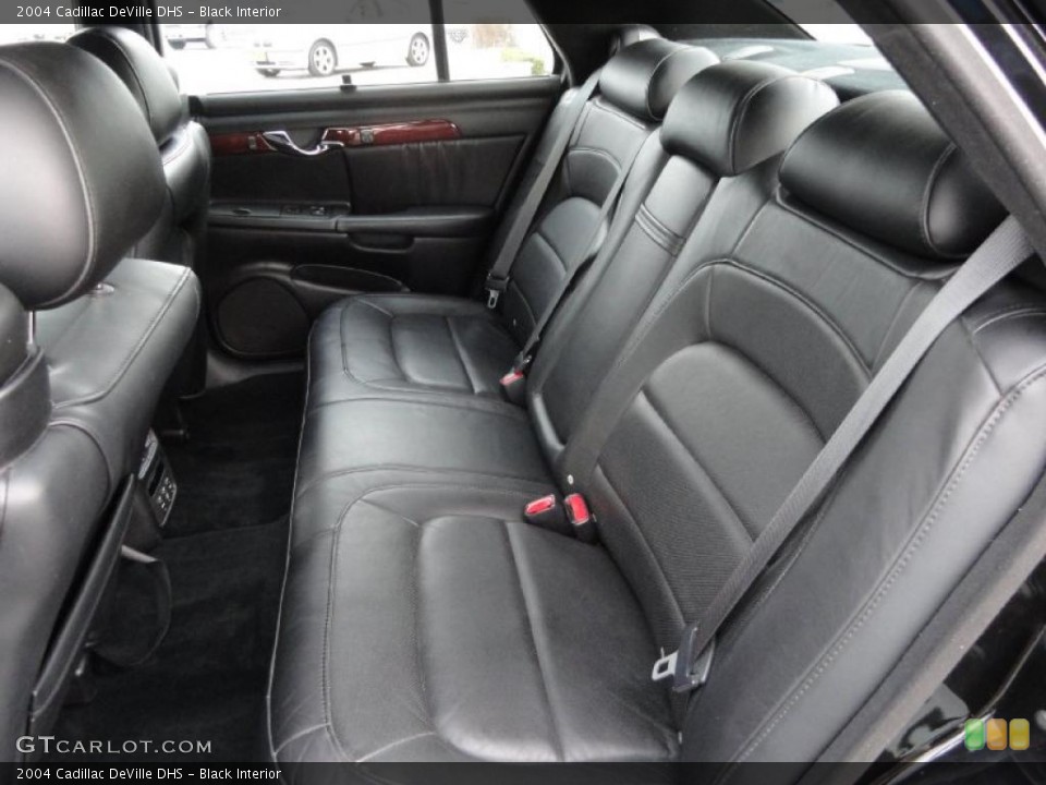 Black Interior Photo for the 2004 Cadillac DeVille DHS #45468134