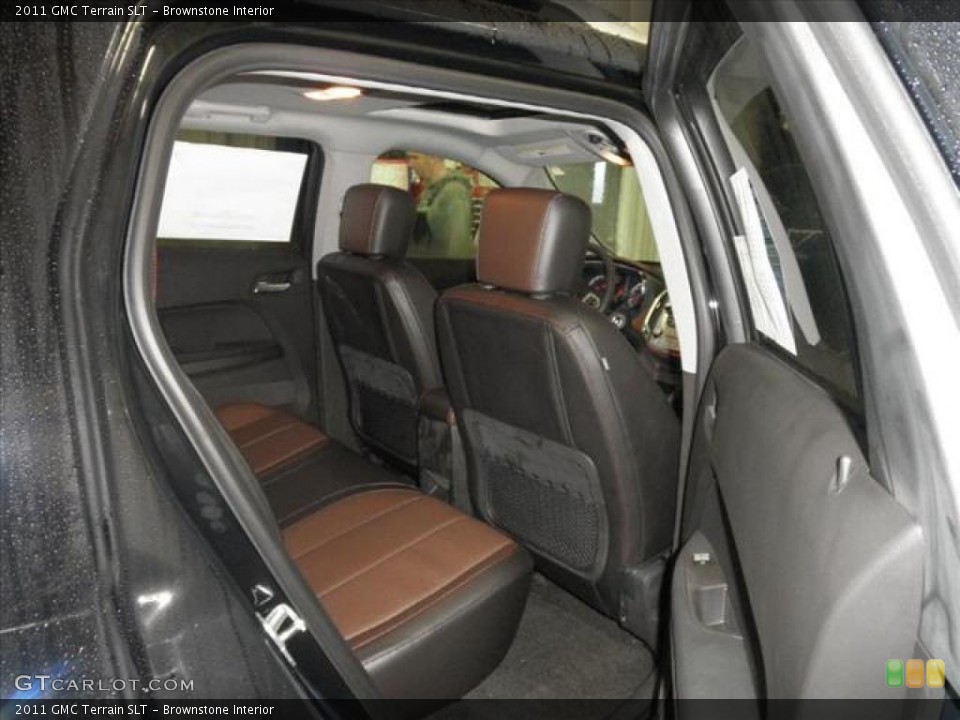 Brownstone Interior Photo for the 2011 GMC Terrain SLT #45468594