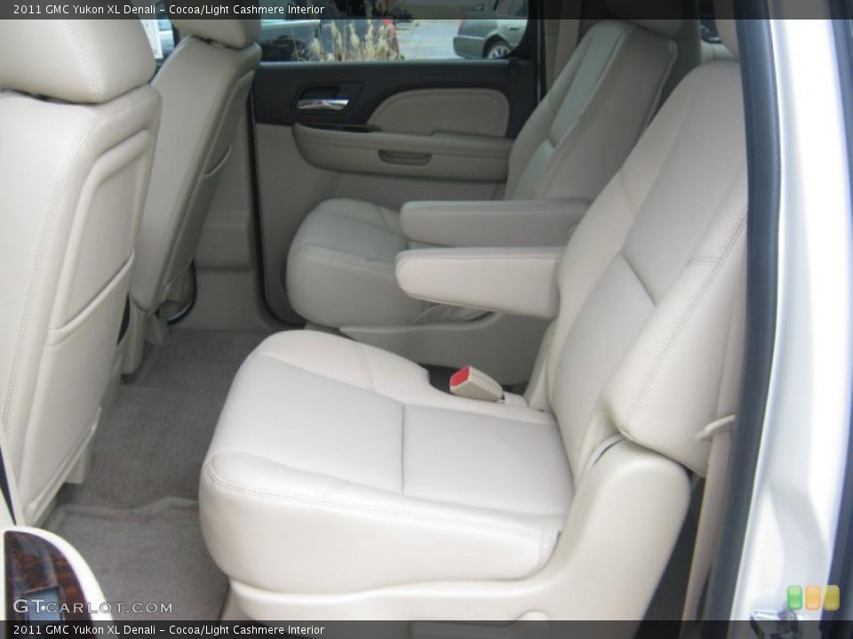 Cocoa/Light Cashmere Interior Photo for the 2011 GMC Yukon XL Denali #45471948