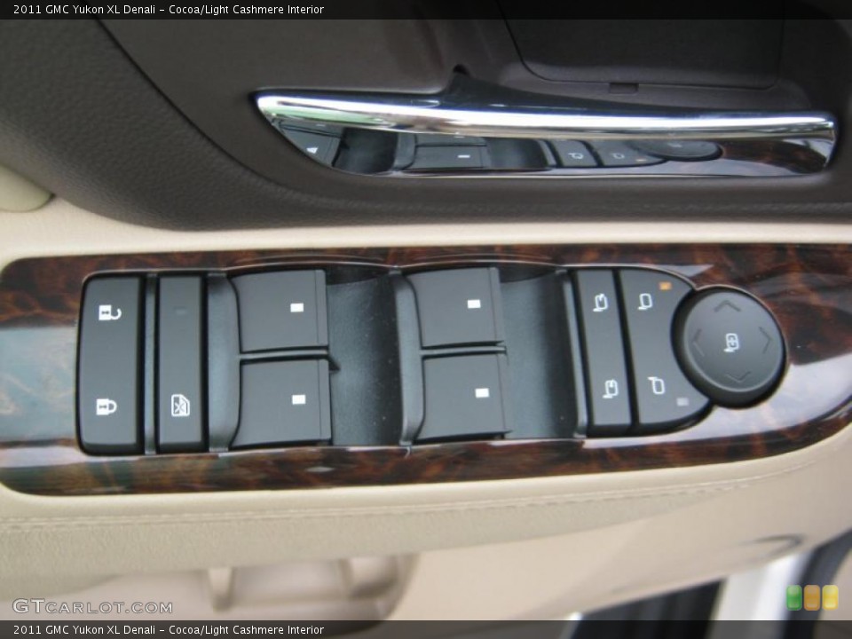 Cocoa/Light Cashmere Interior Controls for the 2011 GMC Yukon XL Denali #45471976