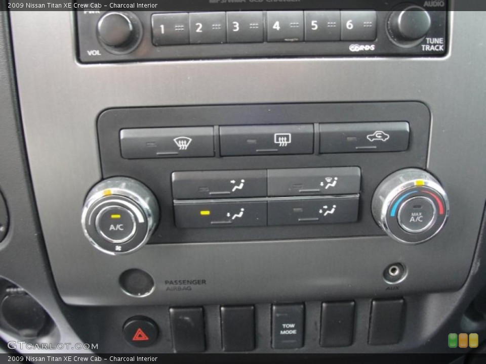 Charcoal Interior Controls for the 2009 Nissan Titan XE Crew Cab #45480877