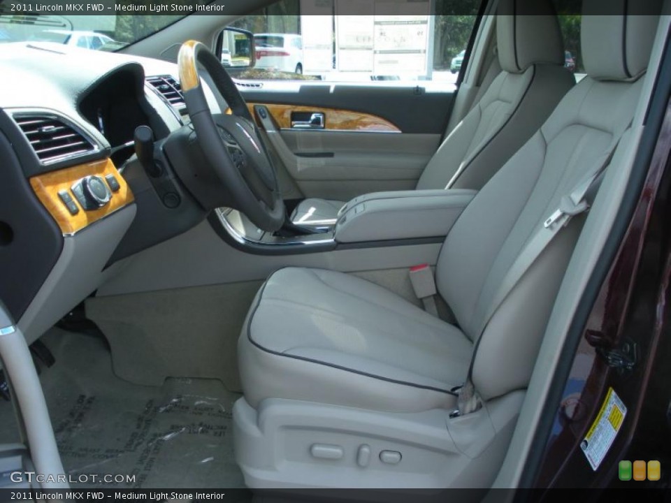 Medium Light Stone Interior Photo for the 2011 Lincoln MKX FWD #45482071