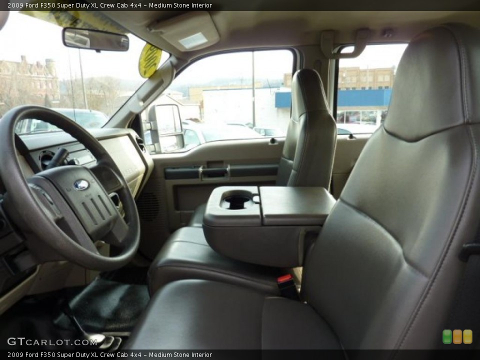 Medium Stone Interior Photo for the 2009 Ford F350 Super Duty XL Crew Cab 4x4 #45484293