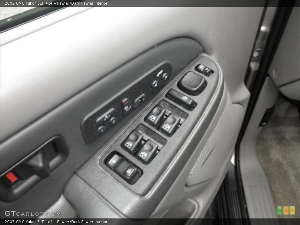 Pewter/Dark Pewter Interior Controls for the 2003 GMC Yukon SLT 4x4 #45486446
