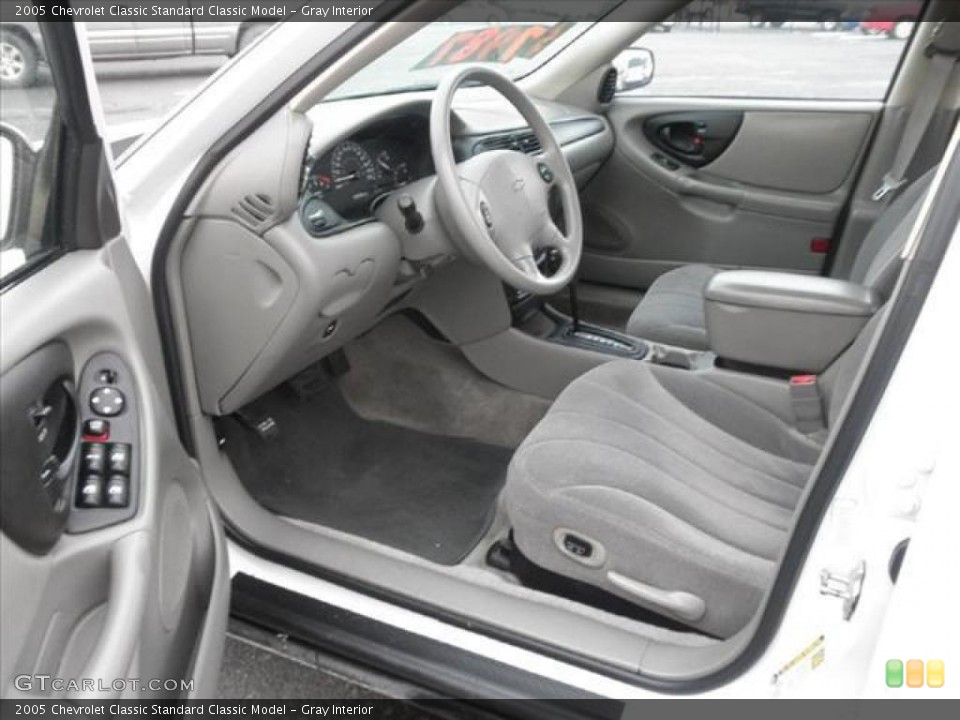 Gray Interior Photo for the 2005 Chevrolet Classic  #45488019
