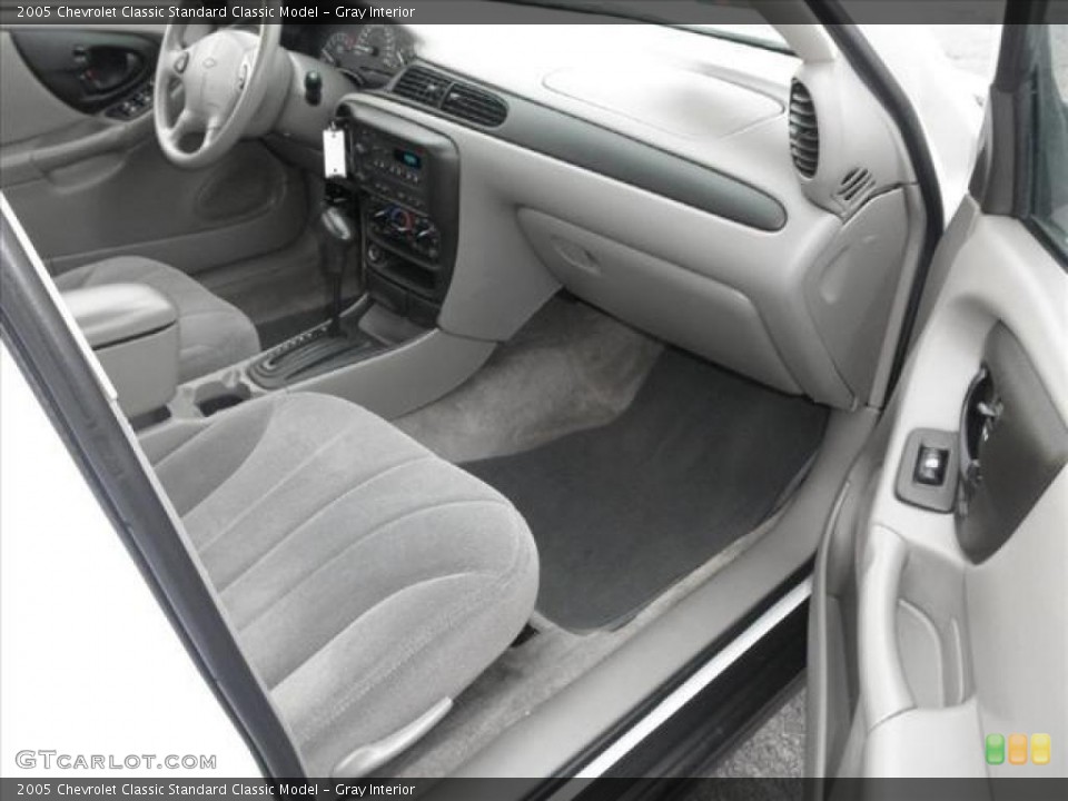 Gray Interior Photo for the 2005 Chevrolet Classic  #45488123