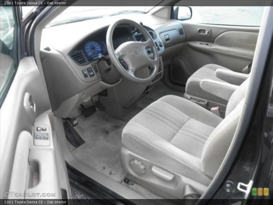 Oak Interior Photo for the 2001 Toyota Sienna CE #45488215