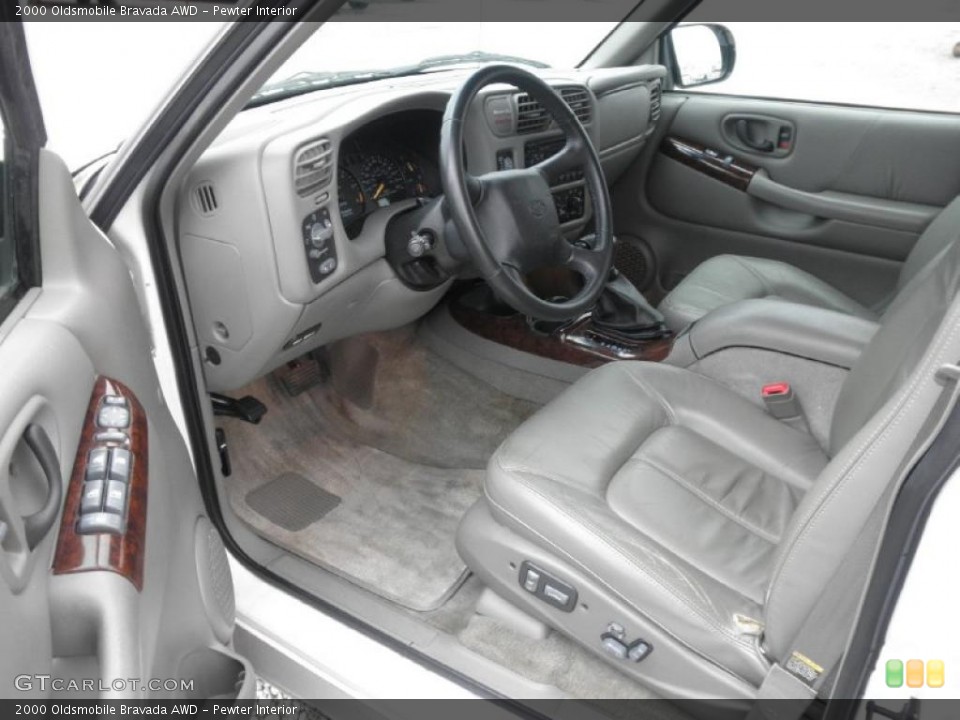 Pewter Interior Photo for the 2000 Oldsmobile Bravada AWD #45490192