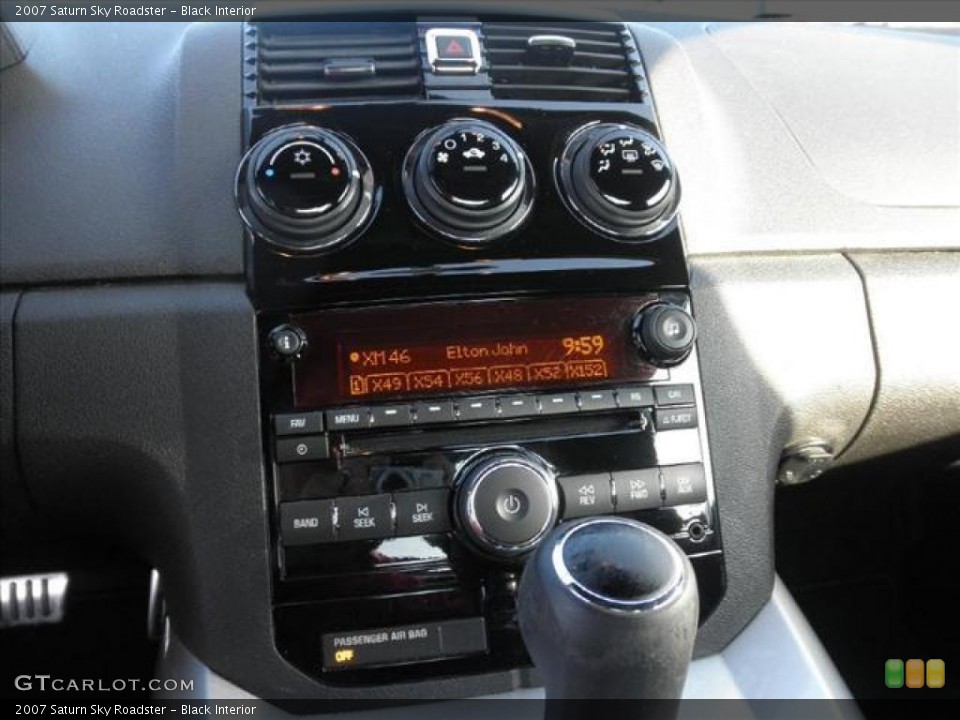 Black Interior Controls for the 2007 Saturn Sky Roadster #45490670