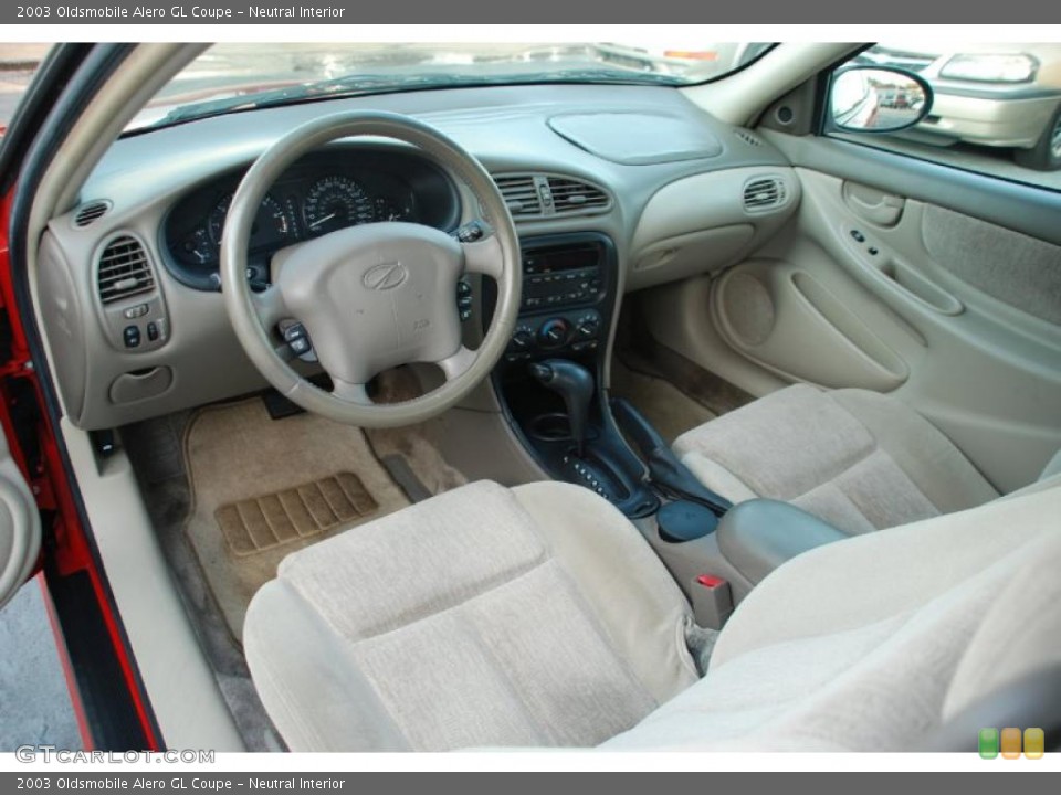 Neutral Interior Photo for the 2003 Oldsmobile Alero GL Coupe #45501832
