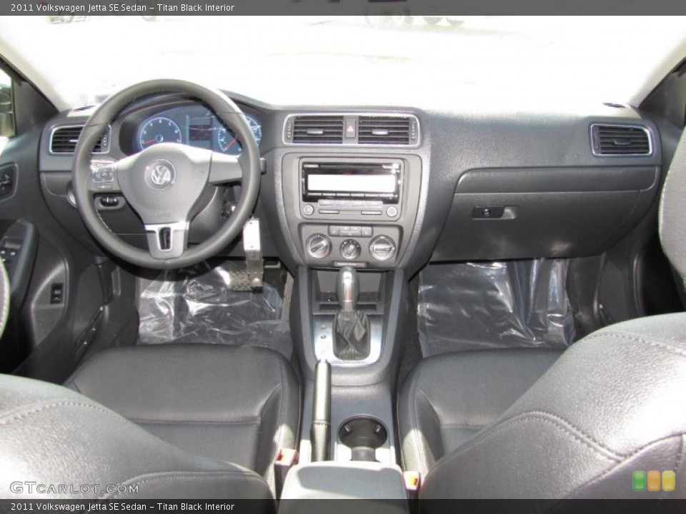 Titan Black Interior Dashboard for the 2011 Volkswagen Jetta SE Sedan #45503959