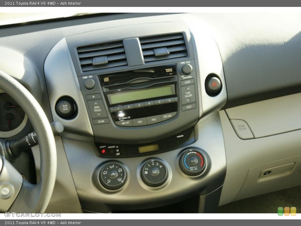 Ash Interior Controls for the 2011 Toyota RAV4 V6 4WD #45510487
