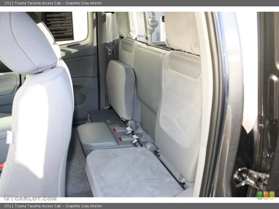 Graphite Gray Interior Photo for the 2011 Toyota Tacoma Access Cab #45514168