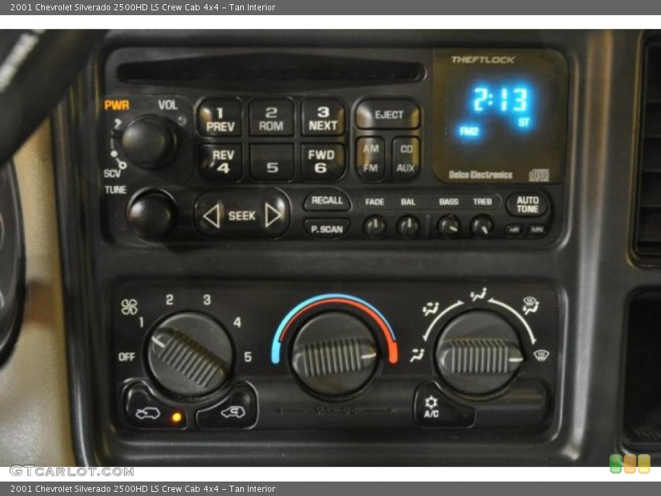 Tan Interior Controls for the 2001 Chevrolet Silverado 2500HD LS Crew Cab 4x4 #45515524