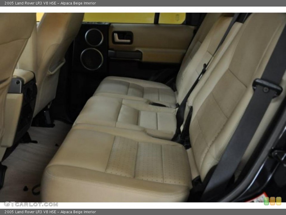 Alpaca Beige Interior Photo for the 2005 Land Rover LR3 V8 HSE #45516532