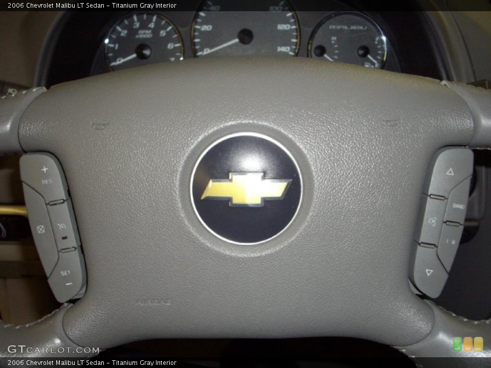 Titanium Gray Interior Controls for the 2006 Chevrolet Malibu LT Sedan #45525864