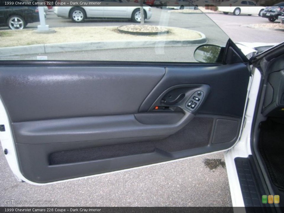 Dark Gray Interior Door Panel for the 1999 Chevrolet Camaro Z28 Coupe #45528224
