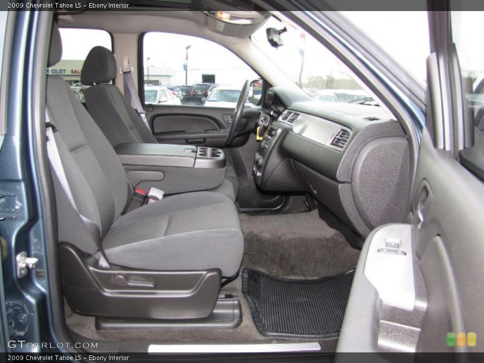 Ebony Interior Photo for the 2009 Chevrolet Tahoe LS #45533925