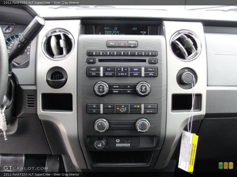 Steel Gray Interior Controls for the 2011 Ford F150 XLT SuperCrew #45537334