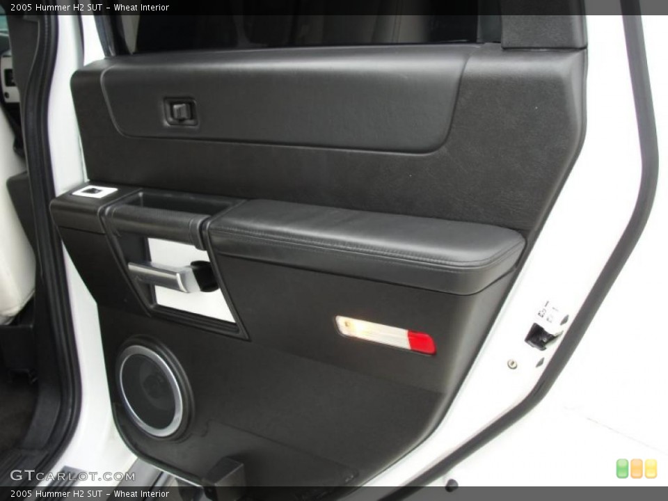 Wheat Interior Door Panel for the 2005 Hummer H2 SUT #45541511