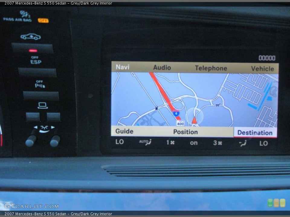 Grey/Dark Grey Interior Navigation for the 2007 Mercedes-Benz S 550 Sedan #45547145