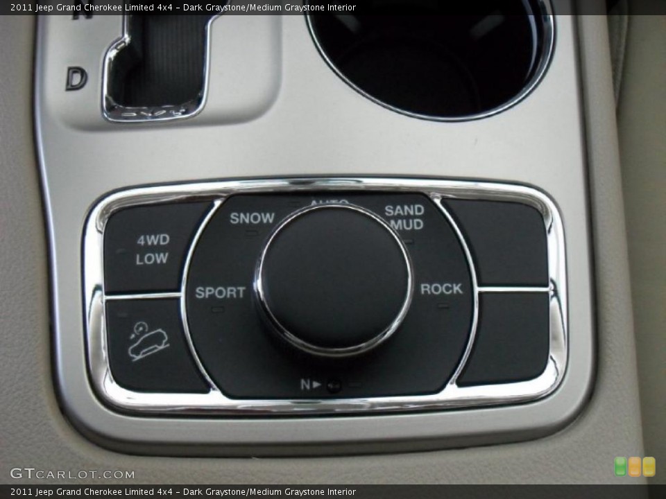 Dark Graystone/Medium Graystone Interior Controls for the 2011 Jeep Grand Cherokee Limited 4x4 #45549721