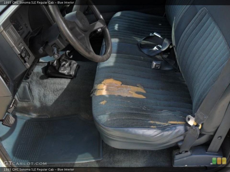 Blue Interior Photo for the 1993 GMC Sonoma SLE Regular Cab #45551745