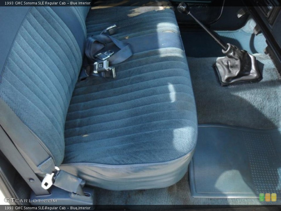 Blue Interior Photo for the 1993 GMC Sonoma SLE Regular Cab #45551805