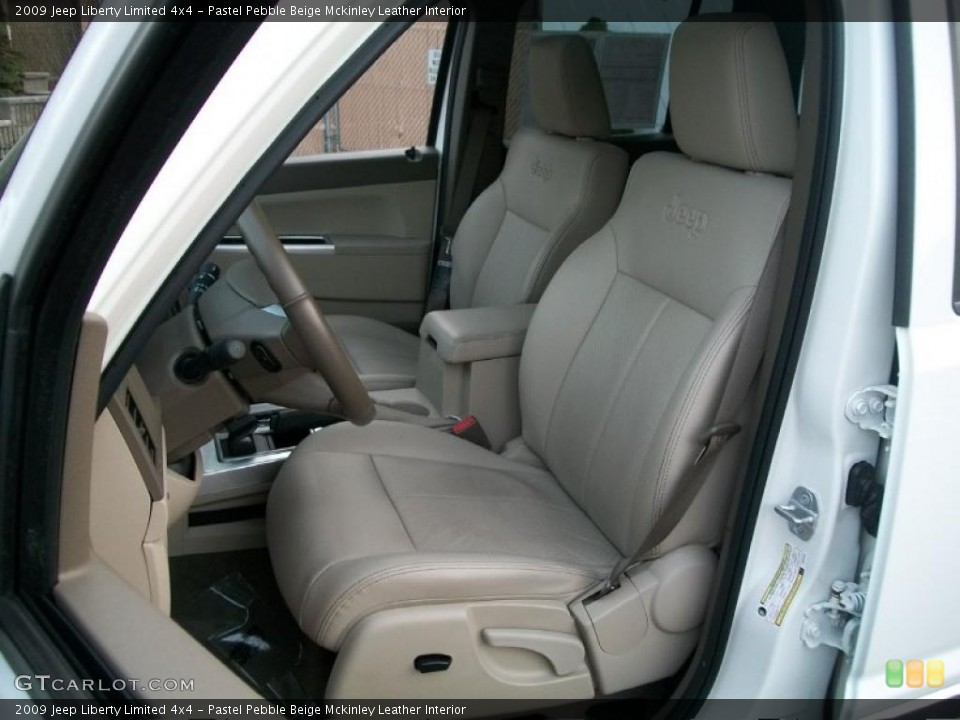 Pastel Pebble Beige Mckinley Leather Interior Photo for the 2009 Jeep Liberty Limited 4x4 #45555333