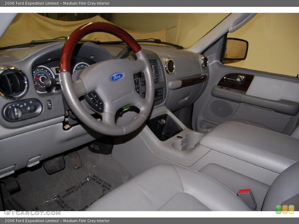 Medium Flint Grey Interior Prime Interior for the 2006 Ford Expedition Limited #45557613