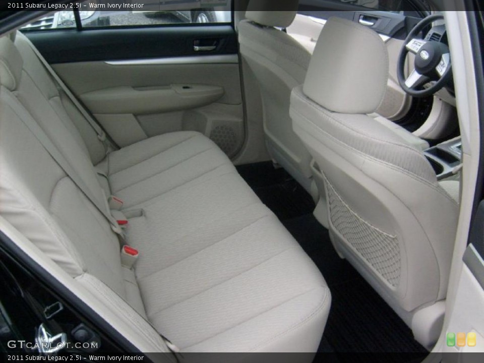Warm Ivory Interior Photo for the 2011 Subaru Legacy 2.5i #45562747