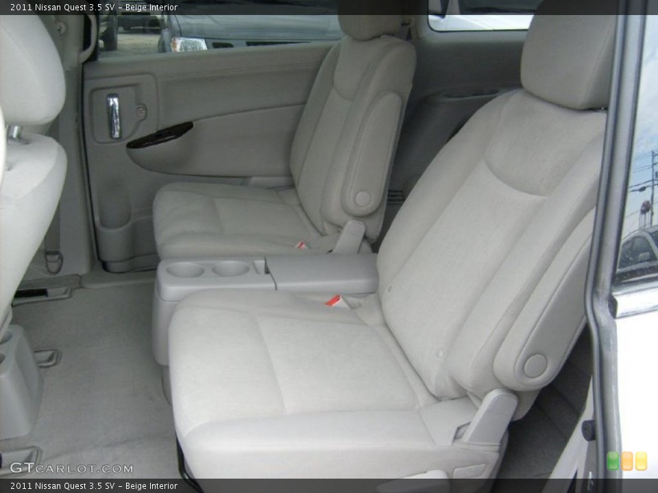 Beige Interior Photo for the 2011 Nissan Quest 3.5 SV #45568967